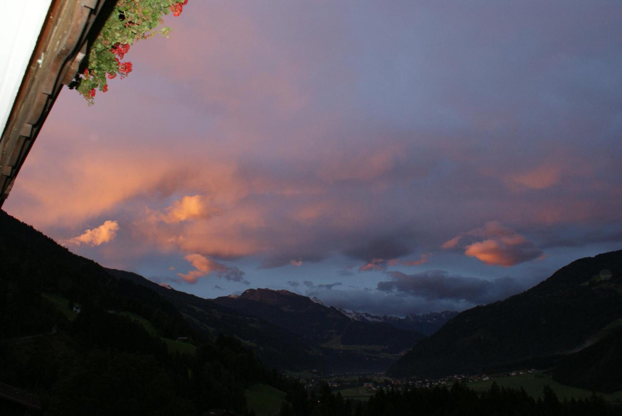 Ferienwohnung Zillertal - Haus Dichtl Stummerberg Εξωτερικό φωτογραφία