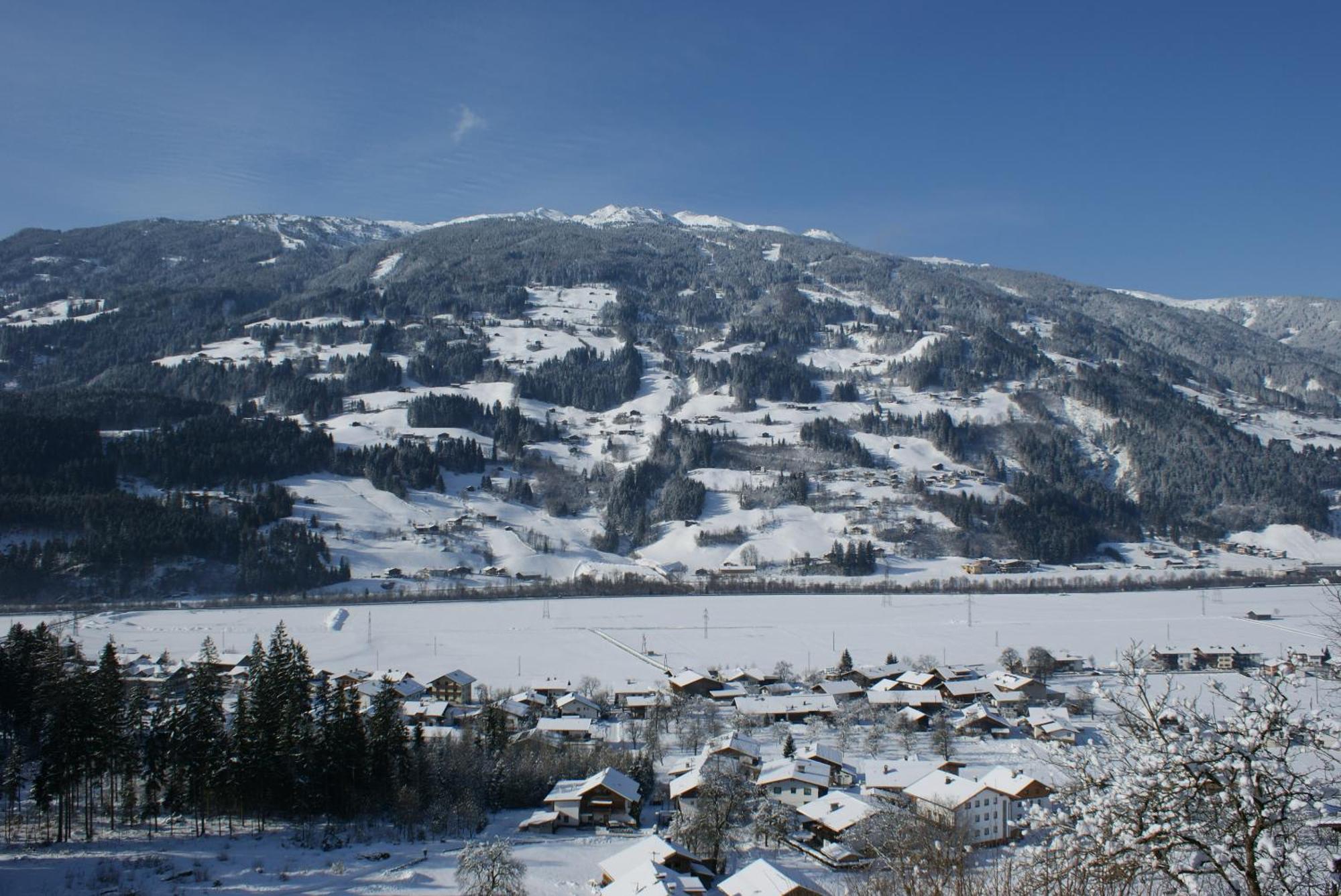 Ferienwohnung Zillertal - Haus Dichtl Stummerberg Εξωτερικό φωτογραφία